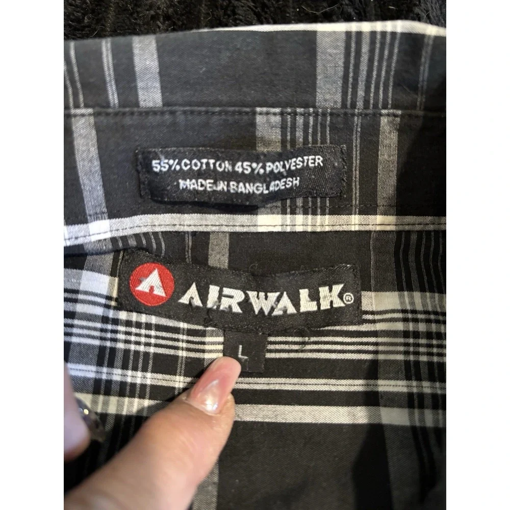 Air Walk Plaid White/Black Long Sleeve Button Up Shirt Size Large Pockets - Picture 4 of 5